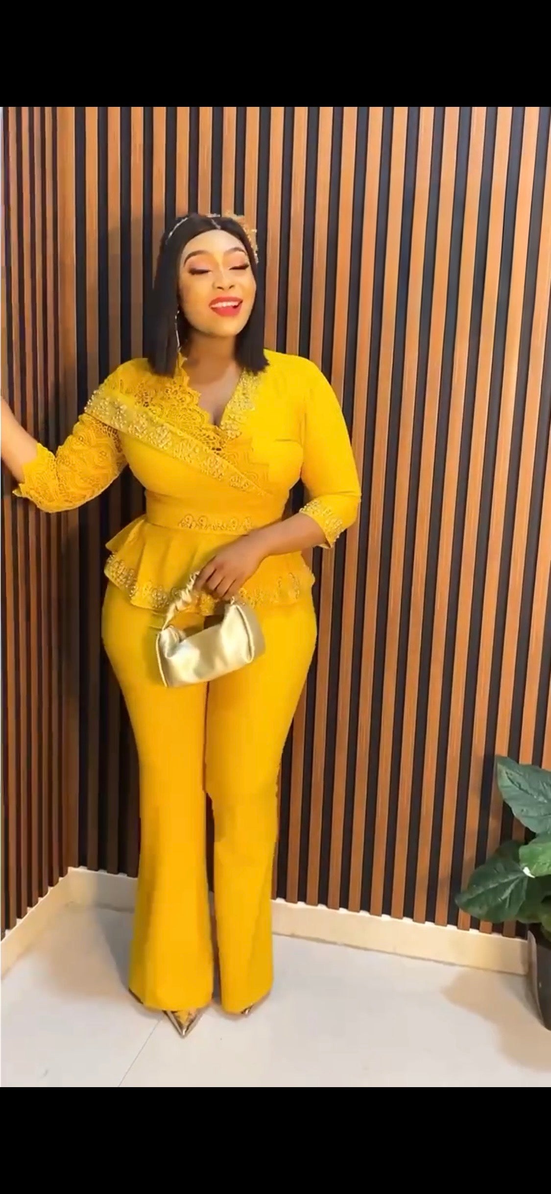 Beautiful set pant ,blouse and belt