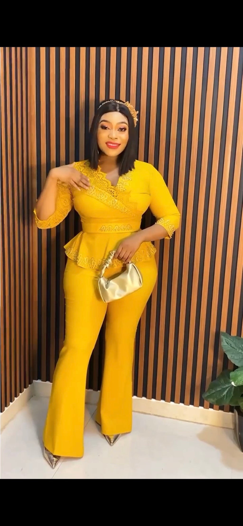 Beautiful set pant ,blouse and belt